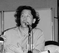 金子郁容さん (36.jpg 10,600Byte)