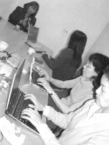 PCを使った要約筆記の写真