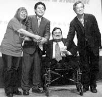 「自律移動支援プロジェクト」を話し合ったメンバーの写真